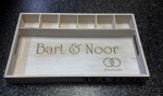 dienblad met gravering