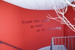 Belettering van kunststof